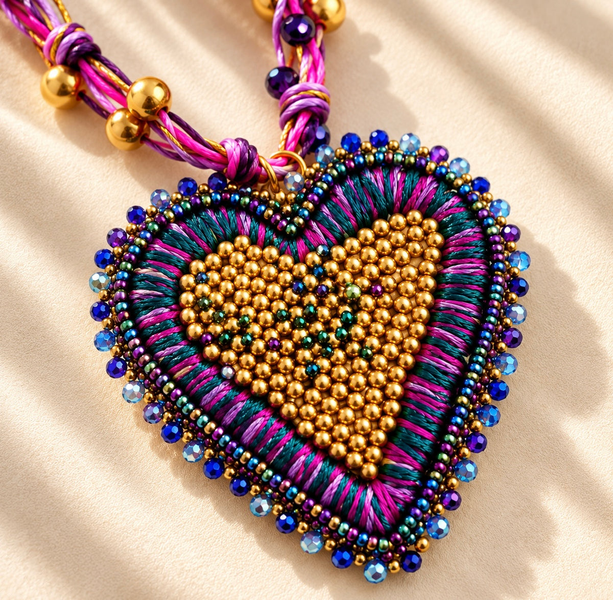 Collar Corazón Violeta